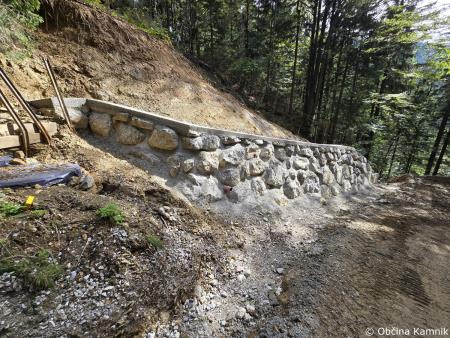 Urejanje javne poti na Krivčevem (7)